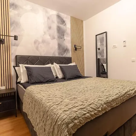 Hébergement de vacances Geek Penthouse *